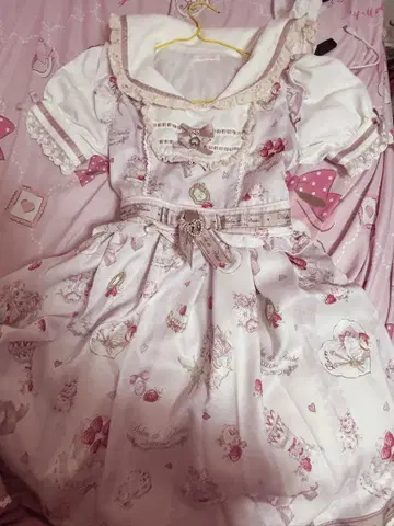 LIZLISA Salon de Fraise 원피스