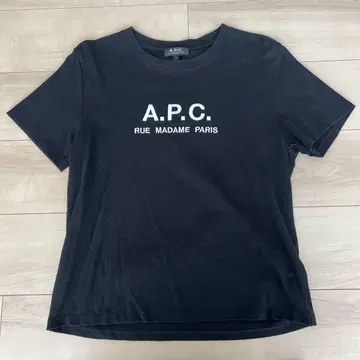 A.P.C. 블랙 반팔 티셔츠