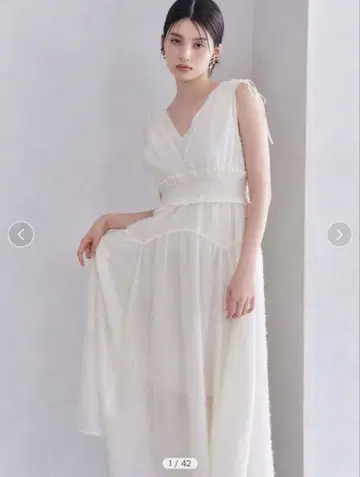 Lily Brown 프린지 자카드 셔링 원피스