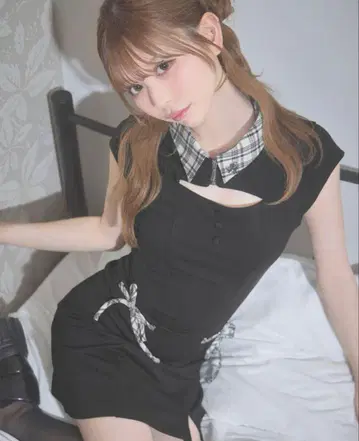 미셸 마카롱 F 체크 리본 미니 원피스