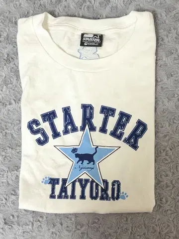 니지산지 액시아 크로네 어패럴 콜라보 T셔츠 STARTER