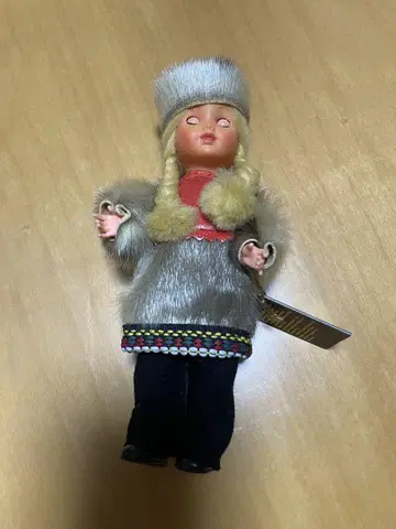 노르웨이 민족 의상 인형 천연 가죽