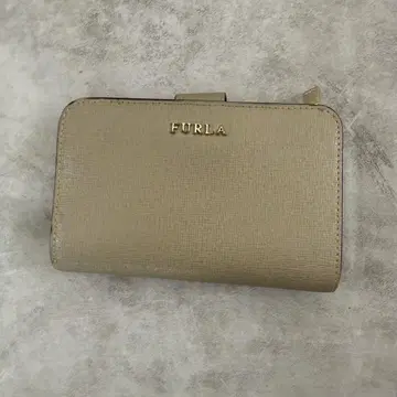 중고품 FURLA 베이지 반지갑