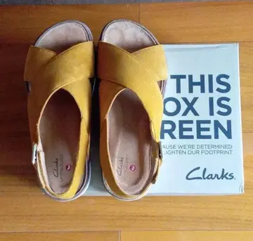 ClarksElayne 크로스 샌들 황토색 23.5cm