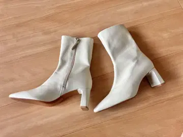새상품급! ZARA 자라 숏부츠 36 23~23.5cm
