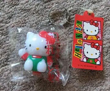 헬로키티 키링 새상품