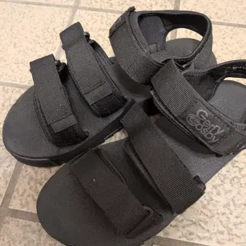 스포츠 샌들