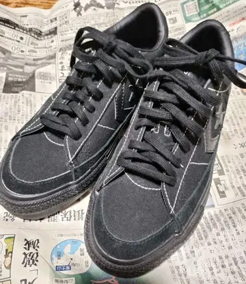 CONVERSE 블랙 로우컷 스니커즈 스타