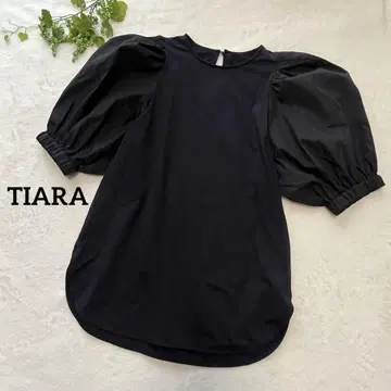 [새상품급] TIARA 티아라 상의 티셔츠 퍼프 슬리브 벌룬 소매