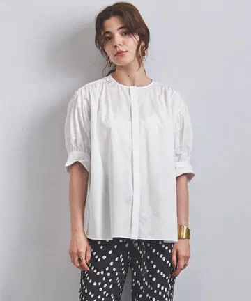 UNITED ARROWS 화이트 퍼프 슬리브 셔츠