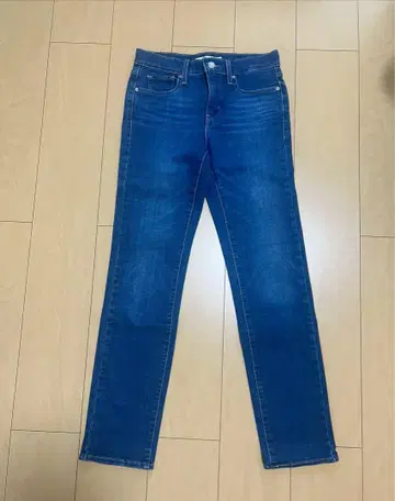 Levi Strauss & Co. 데님