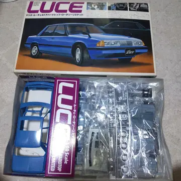 절판 프라모델 마쓰다 루체 4도어 하드탑 1/20 스케일 반다이