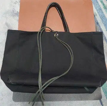 NOMADIS 노마디스 캔버스 토트백 블랙