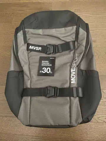 미사용 새상품 MOVE SPORT 백팩 30L 카키블랙 정가 16500엔