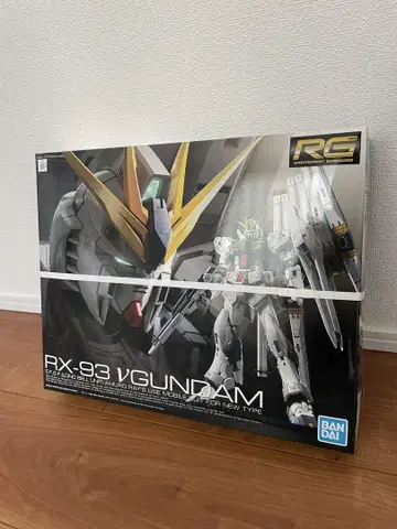 새상품 미개봉 RG RX-93 V GUNDAM