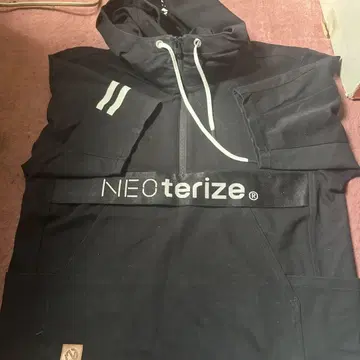 NEOterize 블랙 후드티와 팬츠 LL 세트