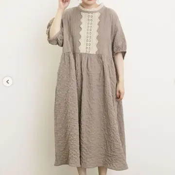 사만사 모스모스 플라켓 레이스 절개 원피스 모카