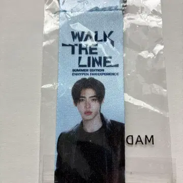 ENHYPEN WALK THE LINE 플래그 키링