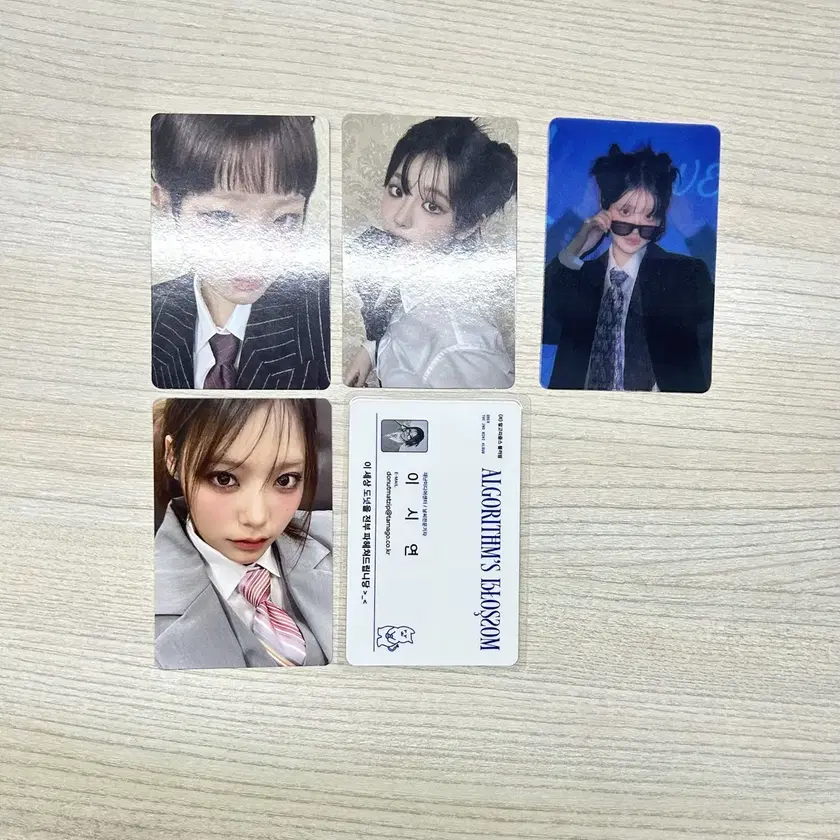 QWER ヒナ ALGORITHM'S BLOSSOM トレカ s-l400.jpg