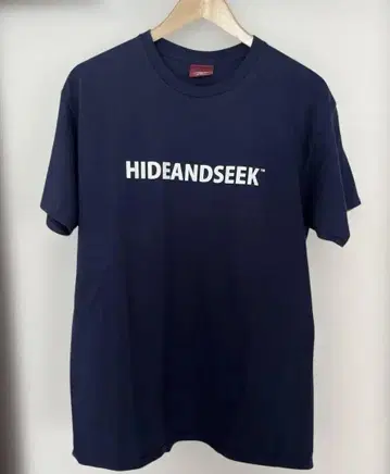 HIDEANDSEEK 네이비 티셔츠 L 사이즈