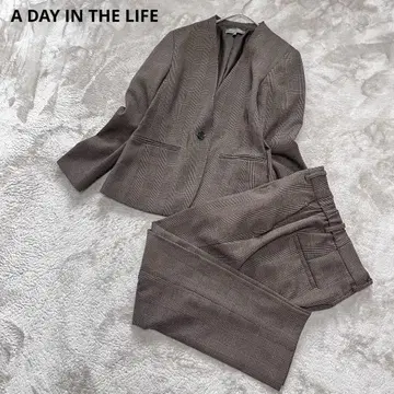 컨디션 최상 A DAY IN THE LIFE 글렌체크 수트 노카라