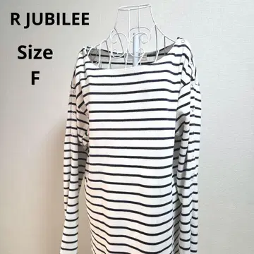 [인기 R JUBILEE] 블랙 화이트 버튼 보더 티셔츠 사이즈 F