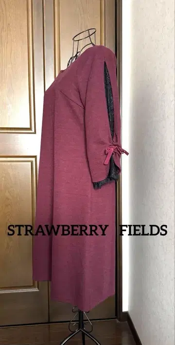 STRAWBERRY FIELDS 버건디 원피스 미사용