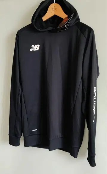 뉴발란스 후드티 New Balance 풀오버 후드 블랙 새상품