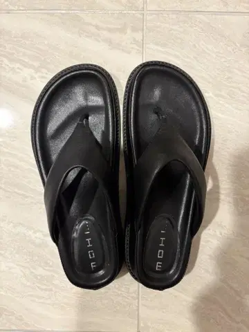 MOHI 플립플랍 블랙 37