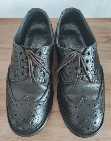 Tricker's 버튼 폴스미스 별주 블랙 UK6.5