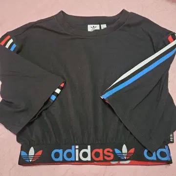 adidas 크롭 T셔츠 블랙