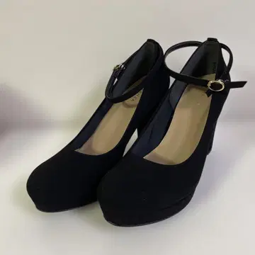 ESPERANZA 블랙 앵클 스트랩 펌프스 미사용