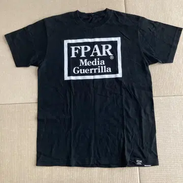FPAR Media Guerrilla 티셔츠 블랙