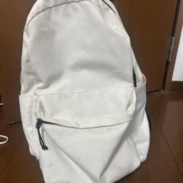 화이트 나일론 백팩 백팩