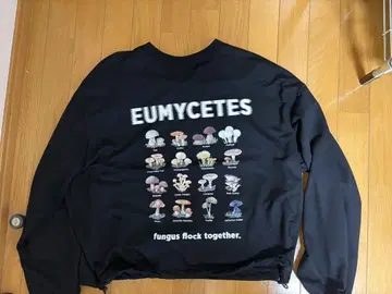 EUMYCETES city 블랙 맨투맨