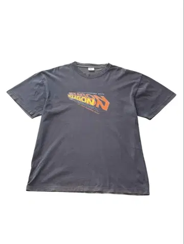 00's hexagon Print Tee 오니 페이드