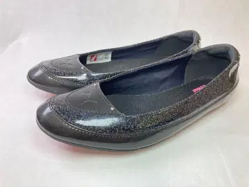 Puma 블랙 글리터 플랫슈즈 24cm 반짝반짝 라메 펌프스
