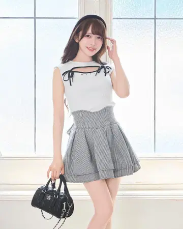 미셸 마카롱 M 슬림 레그 리본 스커트 블랙x화이트 하운드투스 체크