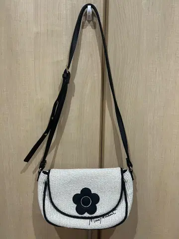 마리콴트 숄더백