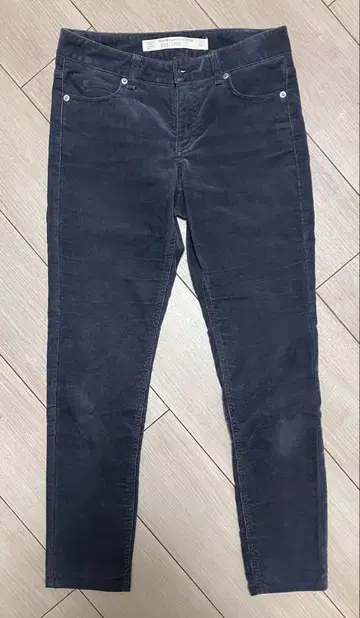 다크 블루 스키니 데님 사이즈 측정 가능
