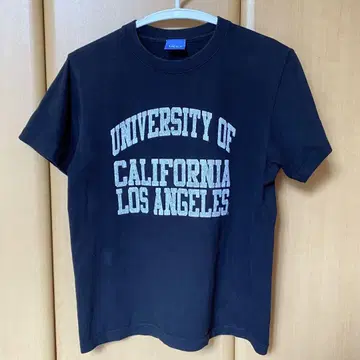 UCLA 블랙 반팔 티셔츠