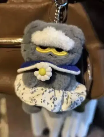 ZO&FRIENDS 위버멘쉬 옷 갈아입히기