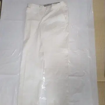 자유구 화이트 코튼 팬츠