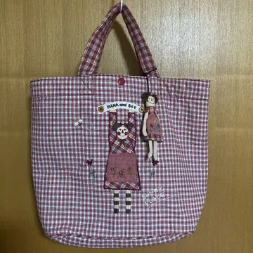 참 장식 퀼팅 토트백