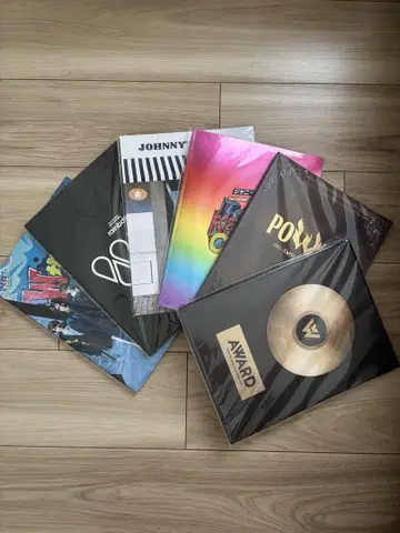WEST 팜플렛