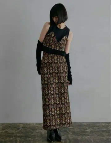 [미사용 새상품] AMERI INDIA EMBROIDERY SKIRT