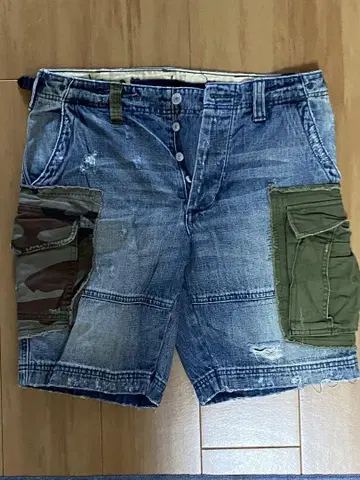 [랄프 로렌] 카모플라쥬 포켓 부착 데님 숏팬츠 29인치