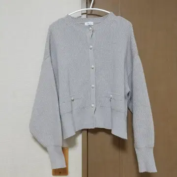 USED 아파트 바이 로리즈 그레이 가디건 프리 사이즈 a0140