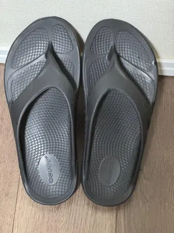 OOFOS: 리커버리 샌들 블랙 26cm