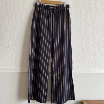 house on the hill Parent pants